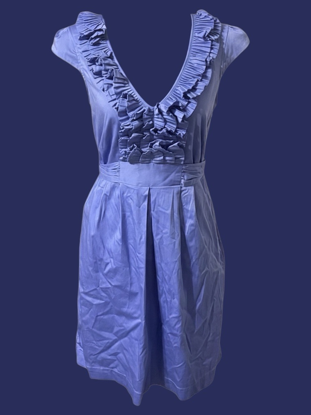 Light Blue MaxandCleo Dress Size 6 V-Neck Ruffle Tie Back Feminine Dress